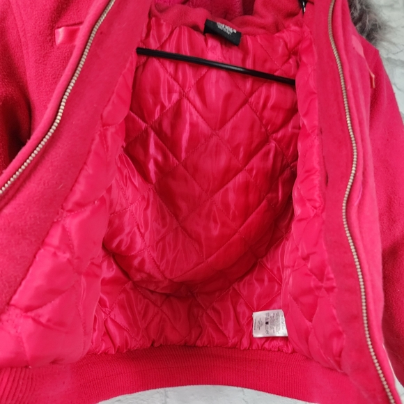 PellePelle Youth Fur Trim Hooded Wool Coat/Jacket in Discontinued Hot Pi… - Picture 7 of 13